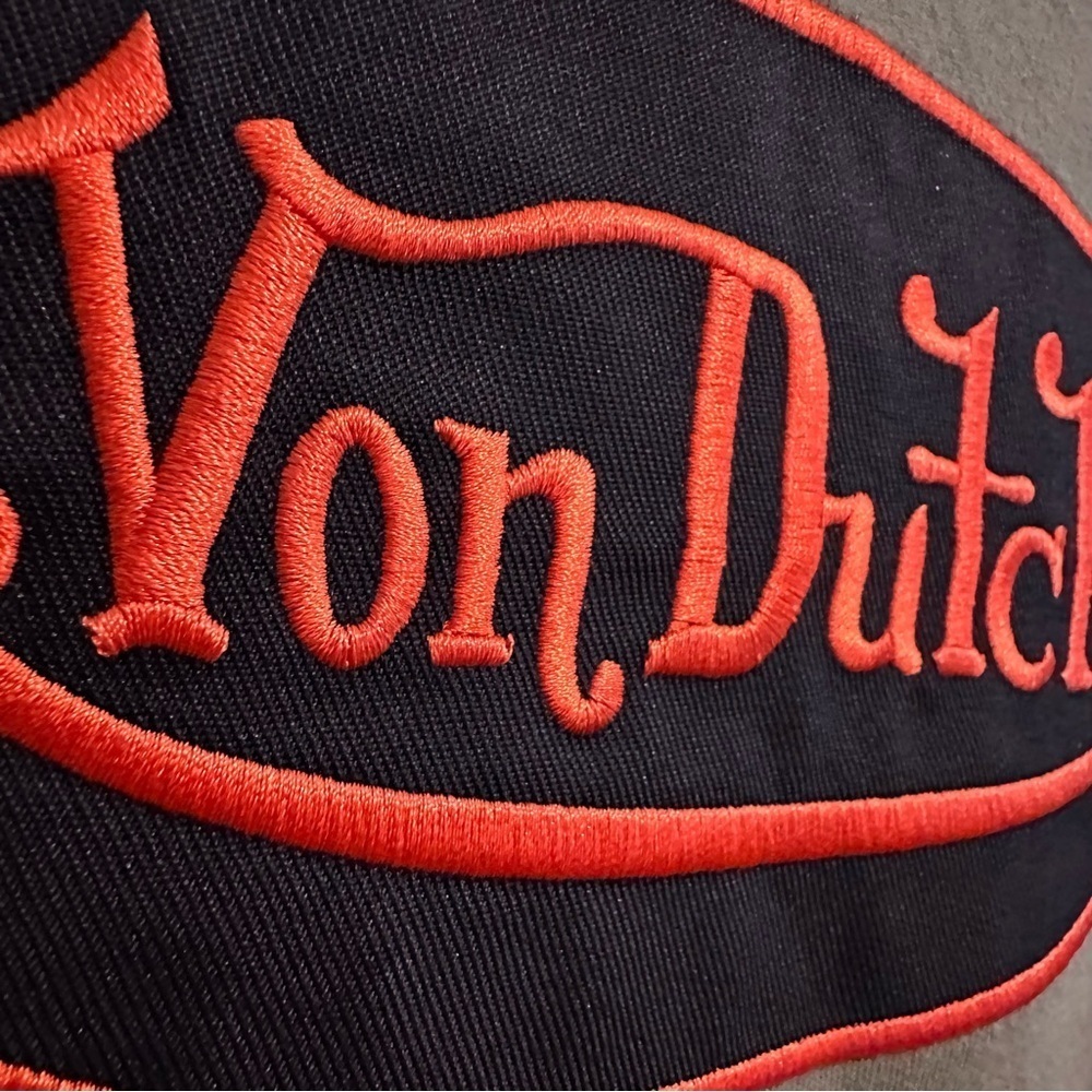 NEW Von Dutch Army OD Green Embroidered Logo Short-Sleeve Men's T-shirt - Picture 5 of 6